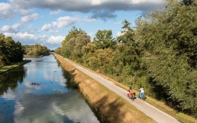 Canal de la Sambre à l'Oise ©Emmanuel Berthier