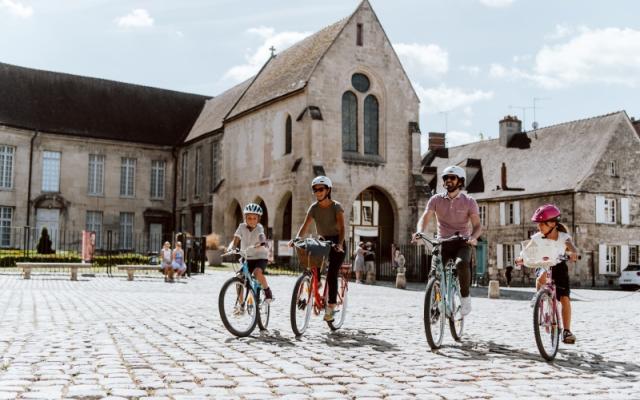 Place Notre-Dame, Senlis ©Hilde Lenaerts