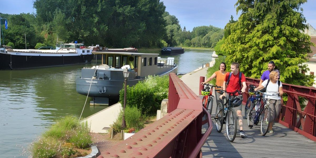 Canal latéral à l'Oise, Pont-l'Evêque ©Anne-Sophie Flament