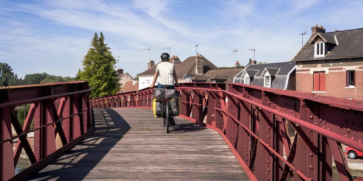 Pont l'Evêque ©Un monde à vélo