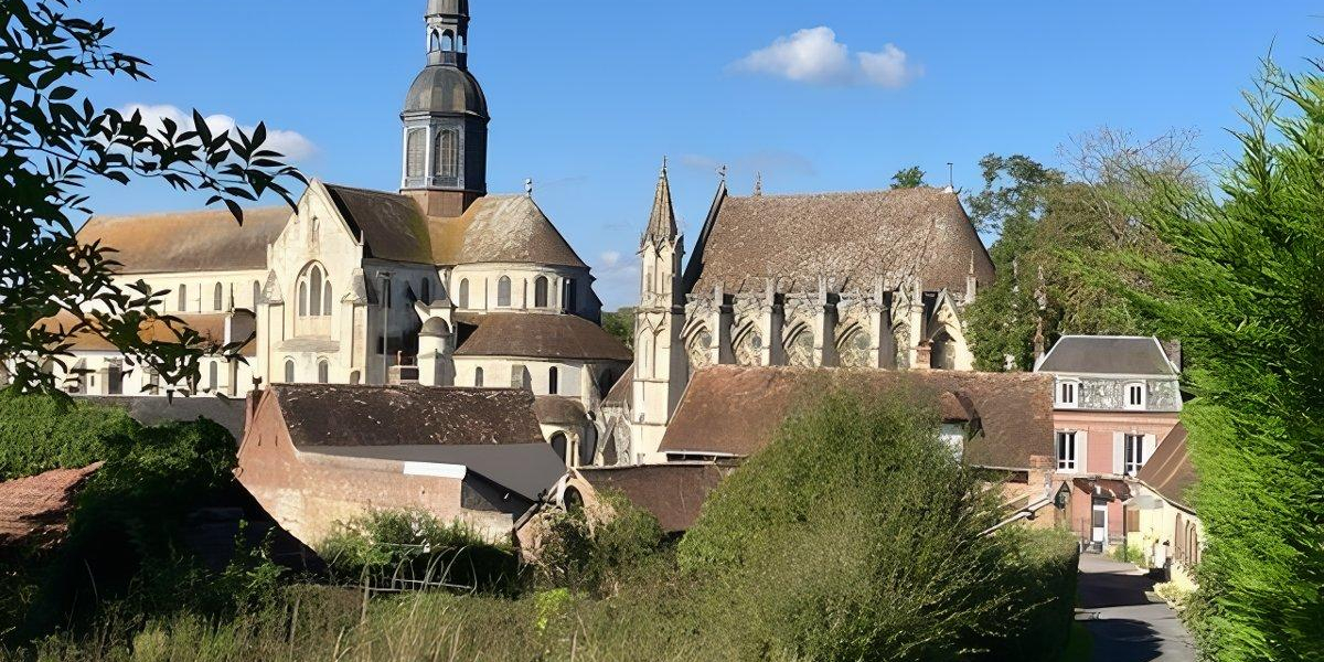 Point de vue sur l'abbaye ©Oise Tourisme
