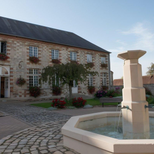 Niedenstein Platz ©Xavier Renoux