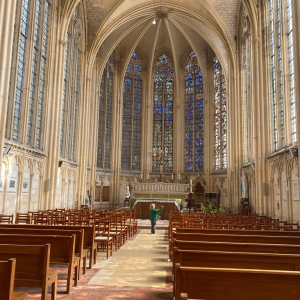 L’abbé ne fait pas le moine…