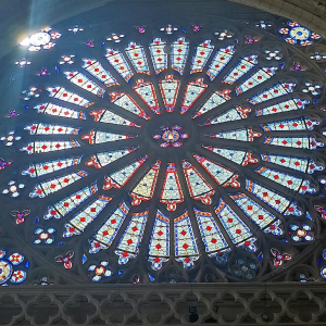 L’abbé ne fait pas le moine…