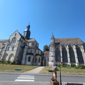 L’abbé ne fait pas le moine…