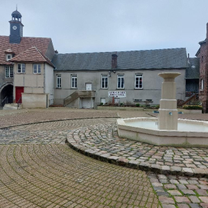 L’abbé ne fait pas le moine…