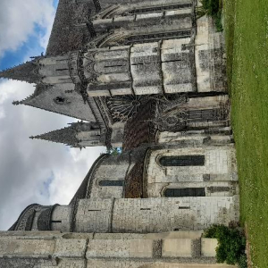 L’abbé ne fait pas le moine…