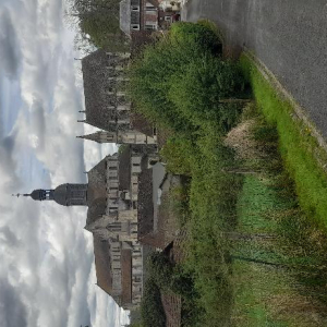 L’abbé ne fait pas le moine…