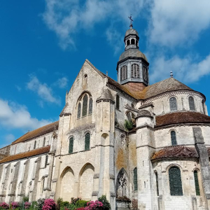 L’abbé ne fait pas le moine…