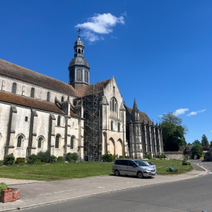 L’abbé ne fait pas le moine…