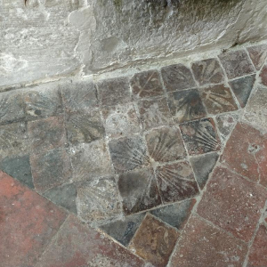 L’abbé ne fait pas le moine…