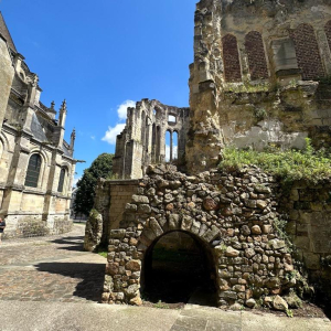 Noyon, complètement sonnée !