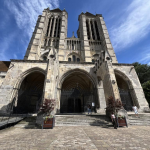 Noyon, complètement sonnée !