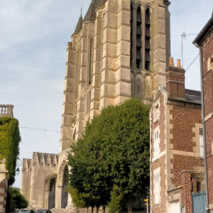 Noyon, complètement sonnée !