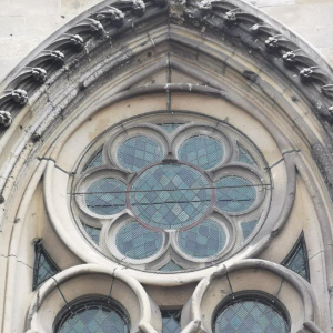 Noyon, complètement sonnée !