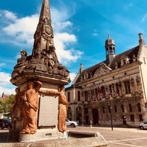 Noyon, complètement sonnée !